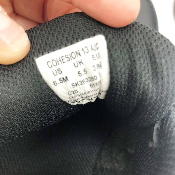 Saucony Boys Mens Cohesion 13 Athletic Shoes 6.5 Black AC Closure Non Slip NWOB - Picture 10 of 10